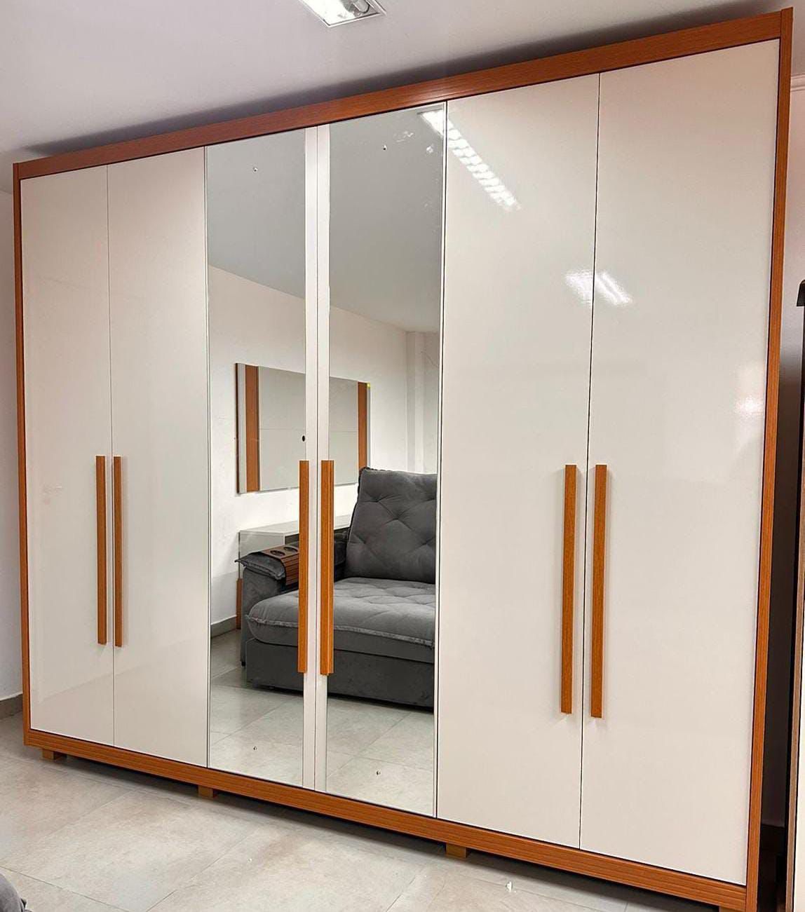 Guarda-Roupa Sedan — foto 1